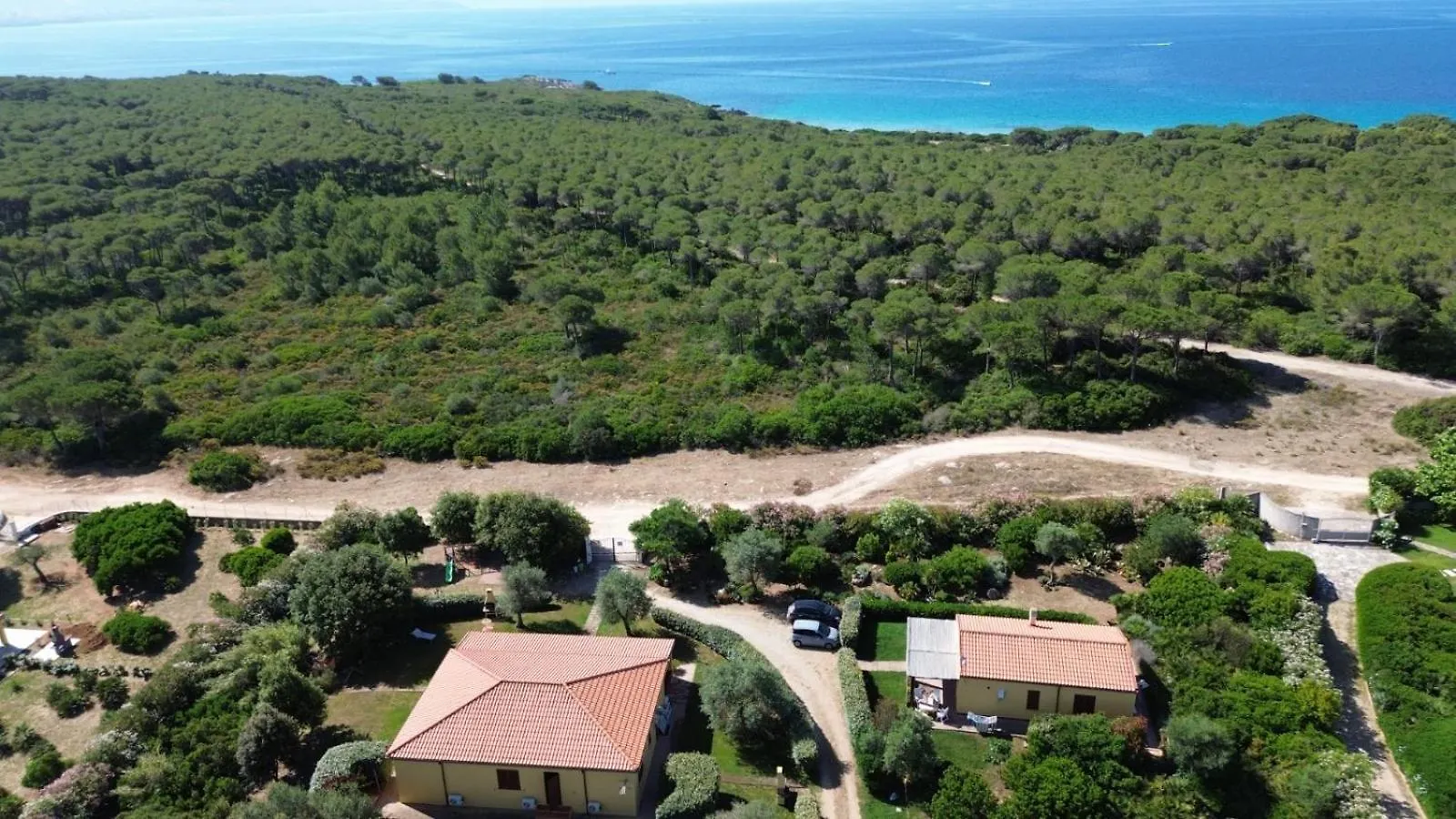 Rosanna House In Bombarde Beach contacts