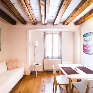 https://arco-della-pace-sempione-moderno-bilocale.italymilanhotels.net